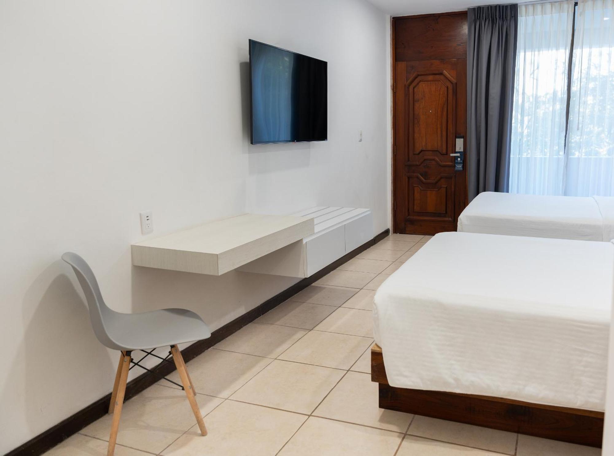 Hotel San Antonio Тампико Экстерьер фото